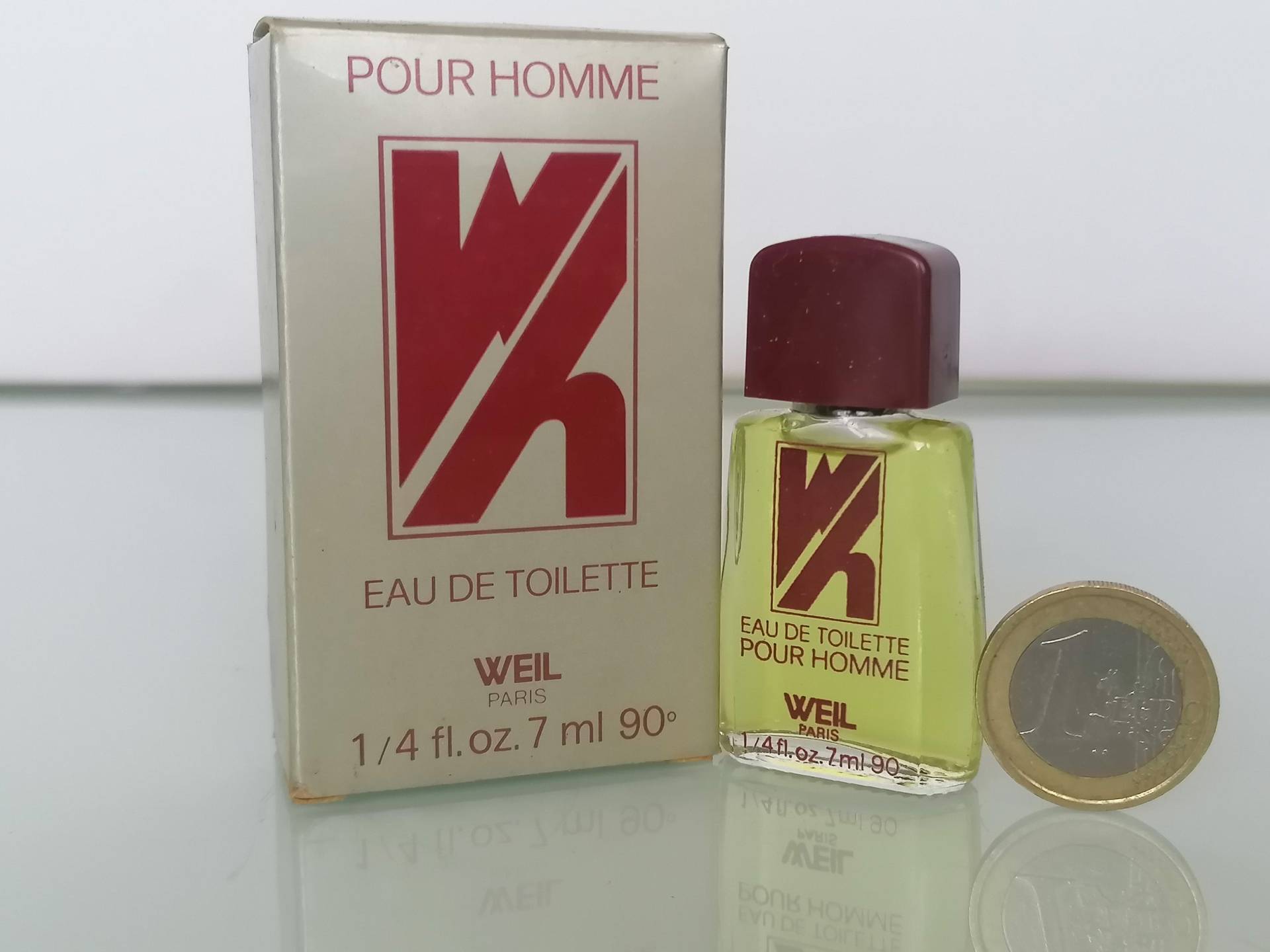 Weil Pour Homme | 1980 Miniatur Eau De Toilette 7 Ml/0, 24 Fl.oz Vintage Mini Parfum Für Männer von MyVintageGadgets