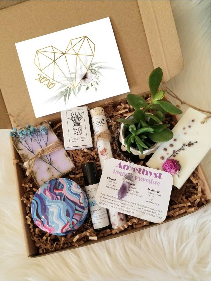 Valentinstag Spa-Geschenk-Box, Xoxo-Geschenkset, Liebesgeschenkkorb Senden, Denken An Sie Pflegepaket, Leben Sukkulenten. Verschicke Eine Umarmung in von MyWhys