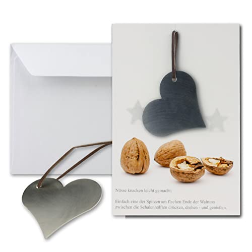 2x Grußkarten mit echtem Edelstahl-Nussknacker Form Herz und Lederband inklusive Umschlägen in Naturweiß Format DIN B6 von NEUSER PAPIER