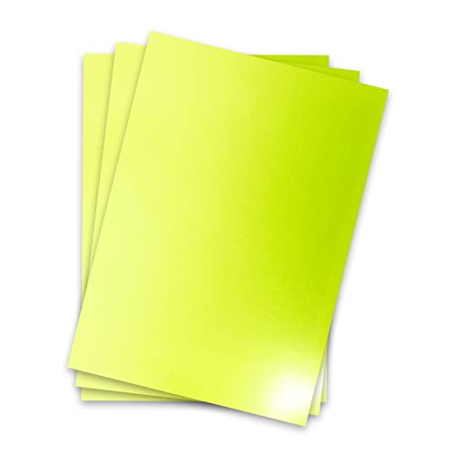 Metallic Papier DIN A4 21,0 x 29,7 cm - Hellgrün Metallic - 15 Stück - glänzendes Bastelpapier 90 g/m² - Rückseite Weiß - Für Einladungen, Hochzeiten Metallic Papier DIN A4 21,0 x 29,7 cm - Hellgrün Metallic - 15 Stück - glänzendes Bastelpapier 90 g/m² - Rückseite Weiß - Für Einladungen, Hochzeiten von NEUSER PAPIER