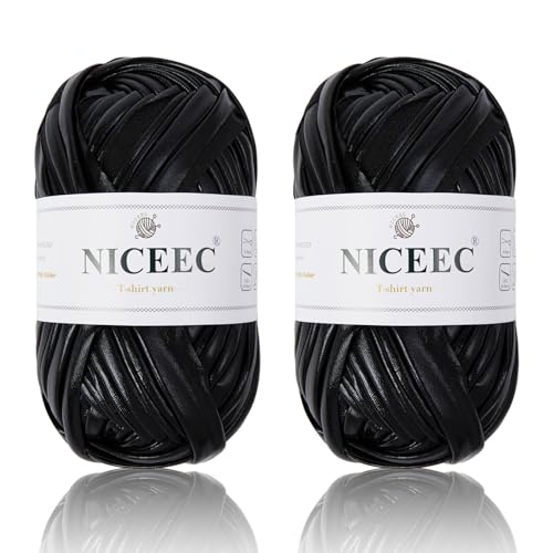 NICEEC 2 Knäuel Metall-T-Shirt-Garn, hell, glänzend, Häkeln und Stricken, Stoffgarn mit einseitiger Farbe, handgefertigtes DIY-Basteltaschenkorb, Kissenlänge 60 m, Schwarz von NICEEC