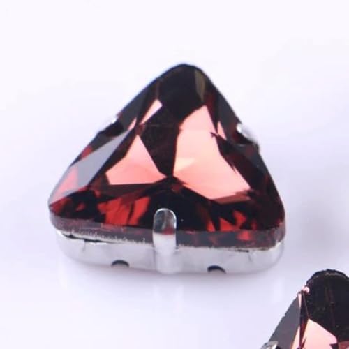 NIRNHYRUR Lenkrollen Strasssteine, 18 mm, 50 Stück/Packung, dreieckige Form, Glas-Aufnäher mit Krallen-Strass, Metallsockelschnalle, Kristallstein, Diamant for Kleidung(Wine Red) von NIRNHYRUR