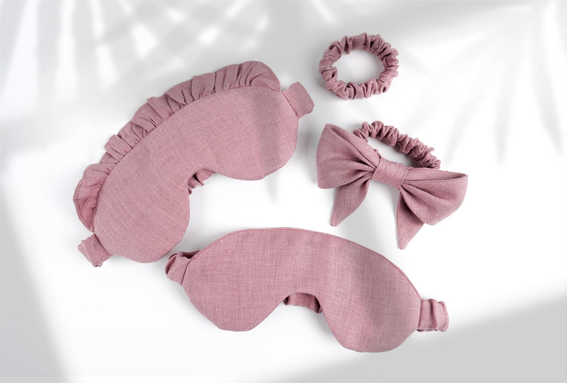 Bio Schlafmaske, Weiche Leinen Augenbinde, Schlafmaske Set, Augen Maske, Rosa Scrunchie & Schleife, Schlaf Geschenkbox Bio Schlafmaske, Weiche Leinen Augenbinde, Schlafmaske Set, Augen Maske, Rosa Scrunchie & Schleife, Schlaf Geschenkbox von NLcozyHome