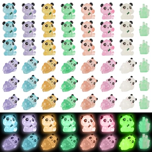 56 St Leuchtende Mini-Pandas, Mini-Pandas aus Kunstharz die im Dunkeln Leuchten mit 8 Leuchtenden Bambussen Winzige Pandas Mini-Tiere aus Kunstharz für Heimwerker-Bastelarbeiten Kuchendekor 56 St Leuchtende Mini-Pandas, Mini-Pandas aus Kunstharz die im Dunkeln Leuchten mit 8 Leuchtenden Bambussen Winzige Pandas Mini-Tiere aus Kunstharz für Heimwerker-Bastelarbeiten Kuchendekor von NQEUEPN