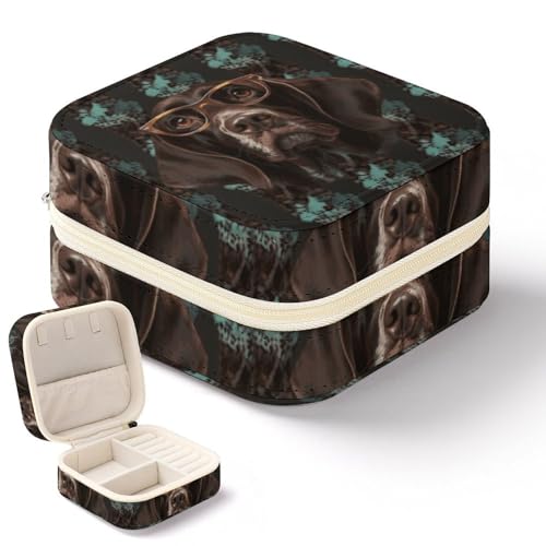 NWTRK Schmuckkästchen mit deutschem Kurzhaar in Brille, tragbare Schmuckschatulle aus PU-Leder für Reisen, Mini-Schmuck-Organizer für Ringe, Anhänger, Ohrringe, Halsketten, Armbänder NWTRK Schmuckkästchen mit deutschem Kurzhaar in Brille, tragbare Schmuckschatulle aus PU-Leder für Reisen, Mini-Schmuck-Organizer für Ringe, Anhänger, Ohrringe, Halsketten, Armbänder von NWTRK