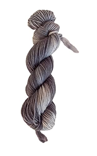 Sockenwolle 8fach Superfine handgefärbt - 200 m/ 100 g - grau - 75% Schurwolle / 25% Polyamid - Australische Schurwolle 22 Mikron Sockenwolle 8fach Superfine handgefärbt - 200 m/ 100 g - grau - 75% Schurwolle / 25% Polyamid - Australische Schurwolle 22 Mikron von NaRoKnit