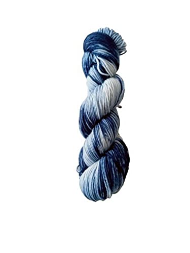 Sockenwolle 8fach Superfine handgefärbt - 200 m/ 100 g - navy blue/natur - 75% Schurwolle / 25% Polyamid - Australische Schurwolle 22 Mikron Sockenwolle 8fach Superfine handgefärbt - 200 m/ 100 g - navy blue/natur - 75% Schurwolle / 25% Polyamid - Australische Schurwolle 22 Mikron von NaRoKnit