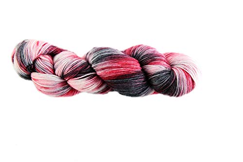 Sockenwolle Superfine handgefärbt -Black Cherry - 75% Schurwolle / 25% Polyamid - Australische Schurwolle 22 Mikron 100 g ca 400 m von NaRoKnit