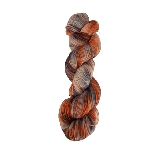 NaRoKnit Sockenwolle Superfine handgefärbt -BlackTerra - 75% Schurwolle / 25% Polyamid - Australische Schurwolle 22 Mikron 100 g ca 400 m, grau, schwarz, terra, rust von NaRoKnit