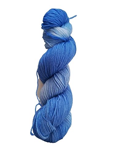 Sockenwolle Superfine handgefärbte Wolle - sky blue- 75% Schurwolle / 25% Polyamid - Australische Schurwolle 22 Mikron 100 g ca 400 m von NaRoKnit