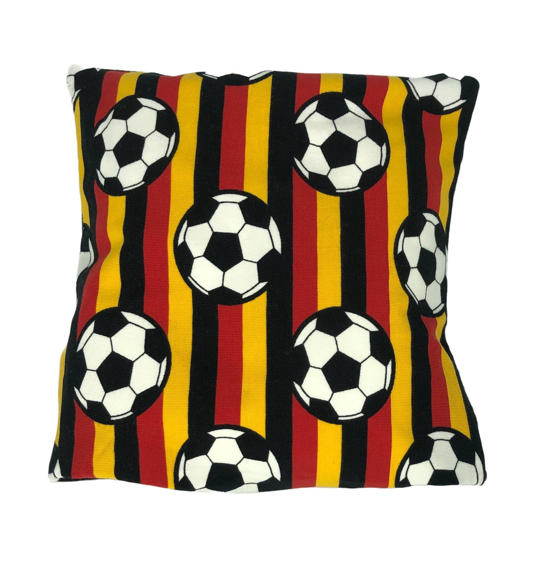 Kissen Fußball, Körnerkissen, Traubenkernkissen, Kräuterkissen, Lavendelkissen, Geschenk, Handmade Deutschland Kissen Fußball, Körnerkissen, Traubenkernkissen, Kräuterkissen, Lavendelkissen, Geschenk, Handmade Deutschland von Nadelspiele