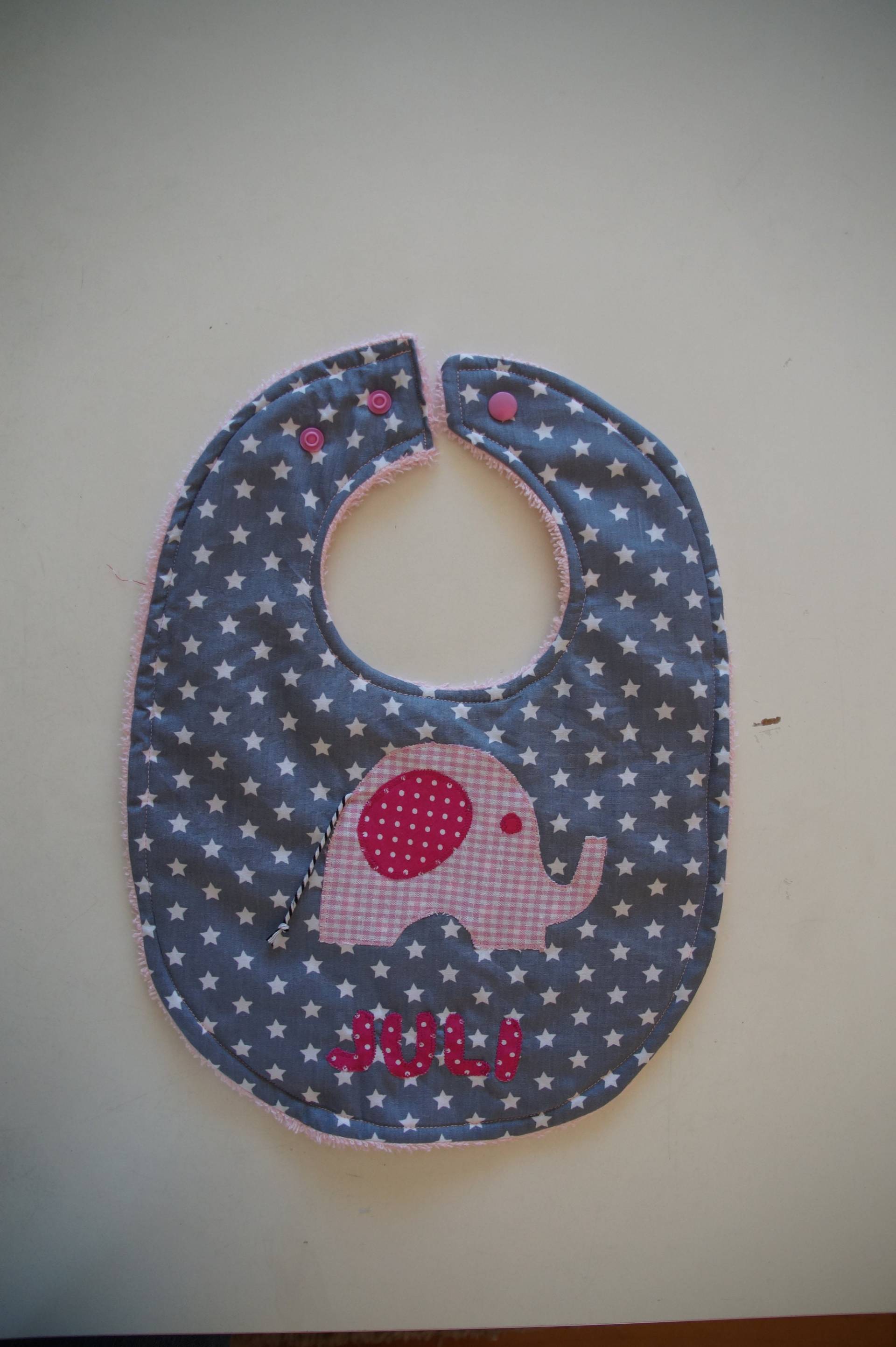 Babylatz Elefant Mit Name Babylatz Elefant Mit Name von Naehoase