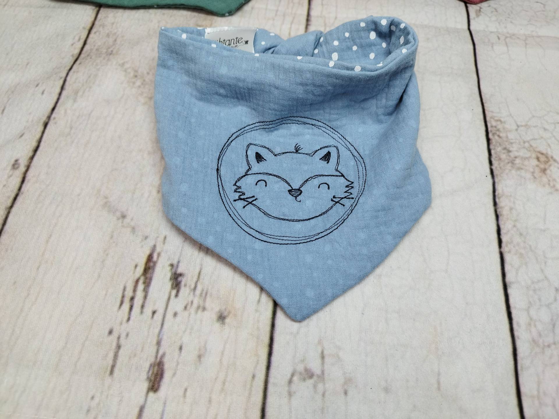 Kleines Halstuch Musselin, Stickerei Fuchs Hellblau, Bis 3 Jahre Kleines Halstuch Musselin, Stickerei Fuchs Hellblau, Bis 3 Jahre von NaehtanteChristina
