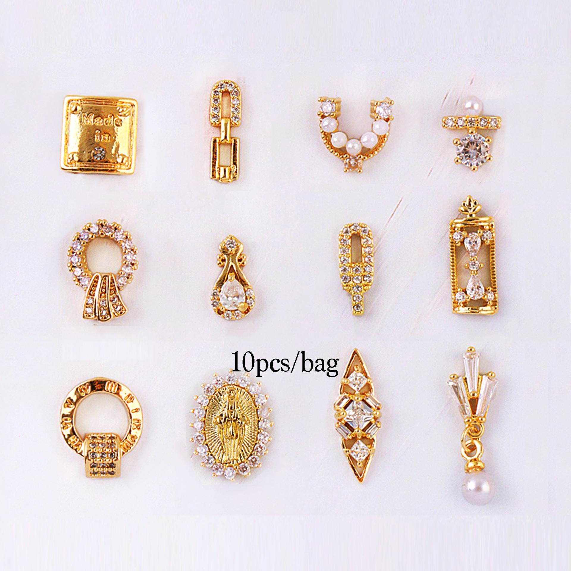 10 Stück Premium Hochwertiger Gold Diamant Nagel Charms | 3D Nail Art Dekoration Flat-Back 10 Stück Premium Hochwertiger Gold Diamant Nagel Charms | 3D Nail Art Dekoration Flat-Back von NailQueenNYC