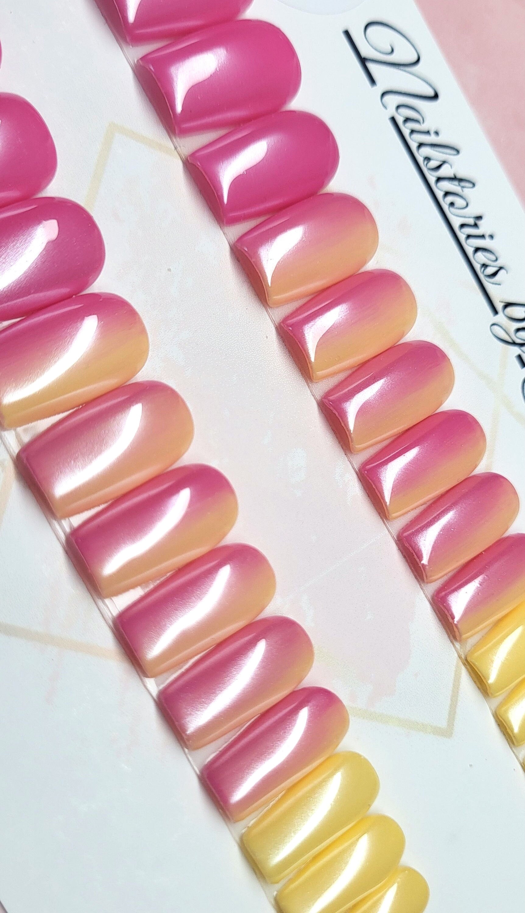 24 Stück Short Square - Press On Nails, Frühling Ombre Babyboomer Pink Gelb Chrome Glazed Sizing Kit Versandfertig Aus Deutschland 24 Stück Short Square - Press On Nails, Frühling Ombre Babyboomer Pink Gelb Chrome Glazed Sizing Kit Versandfertig Aus Deutschland von NailstoriesbyJK
