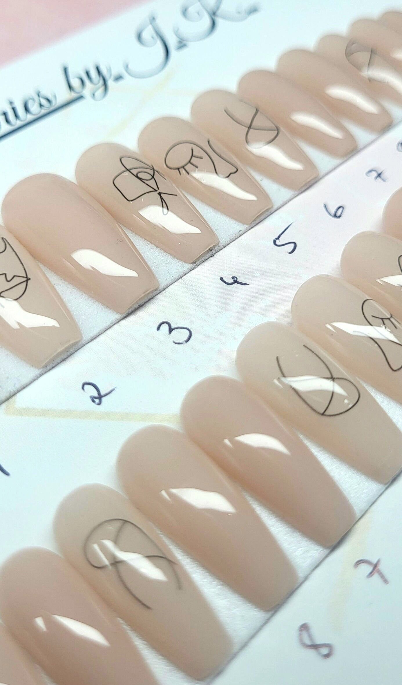 Versandfertig 24Tlg Ready To Ship Press On Nails - Medium Coffin/Ballerina Nude/Schwarz- Abstrakt/Minimalistisch Sizingkit-Tragefertig Versandfertig 24Tlg Ready To Ship Press On Nails - Medium Coffin/Ballerina Nude/Schwarz- Abstrakt/Minimalistisch Sizingkit-Tragefertig von NailstoriesbyJK