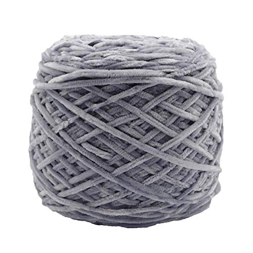Namzi 250 g Chenille-Samtgarn, hellgrau, sperrig, vegan, weiches Garn, Samt-Strickgarn, Polyester-Mischgewebe, Baumwolle, Chenille-Garn, Handstrickgarn, Häkelgarn für Kleidung, Mütze, Schal, Decke Namzi 250 g Chenille-Samtgarn, hellgrau, sperrig, vegan, weiches Garn, Samt-Strickgarn, Polyester-Mischgewebe, Baumwolle, Chenille-Garn, Handstrickgarn, Häkelgarn für Kleidung, Mütze, Schal, Decke von Namzi