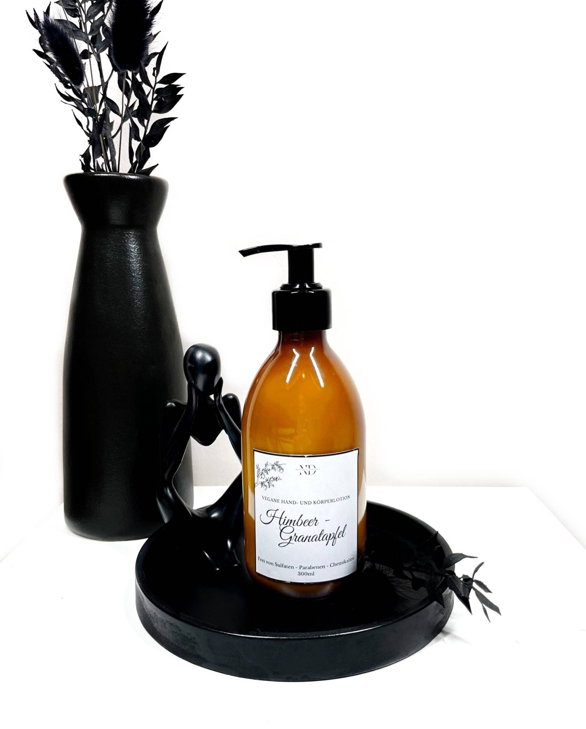 Hand - Und Körperlotion, Vegan, Himbeer-Granatapfel, 300Ml Hand - Und Körperlotion, Vegan, Himbeer-Granatapfel, 300Ml von NatuerlichDufte