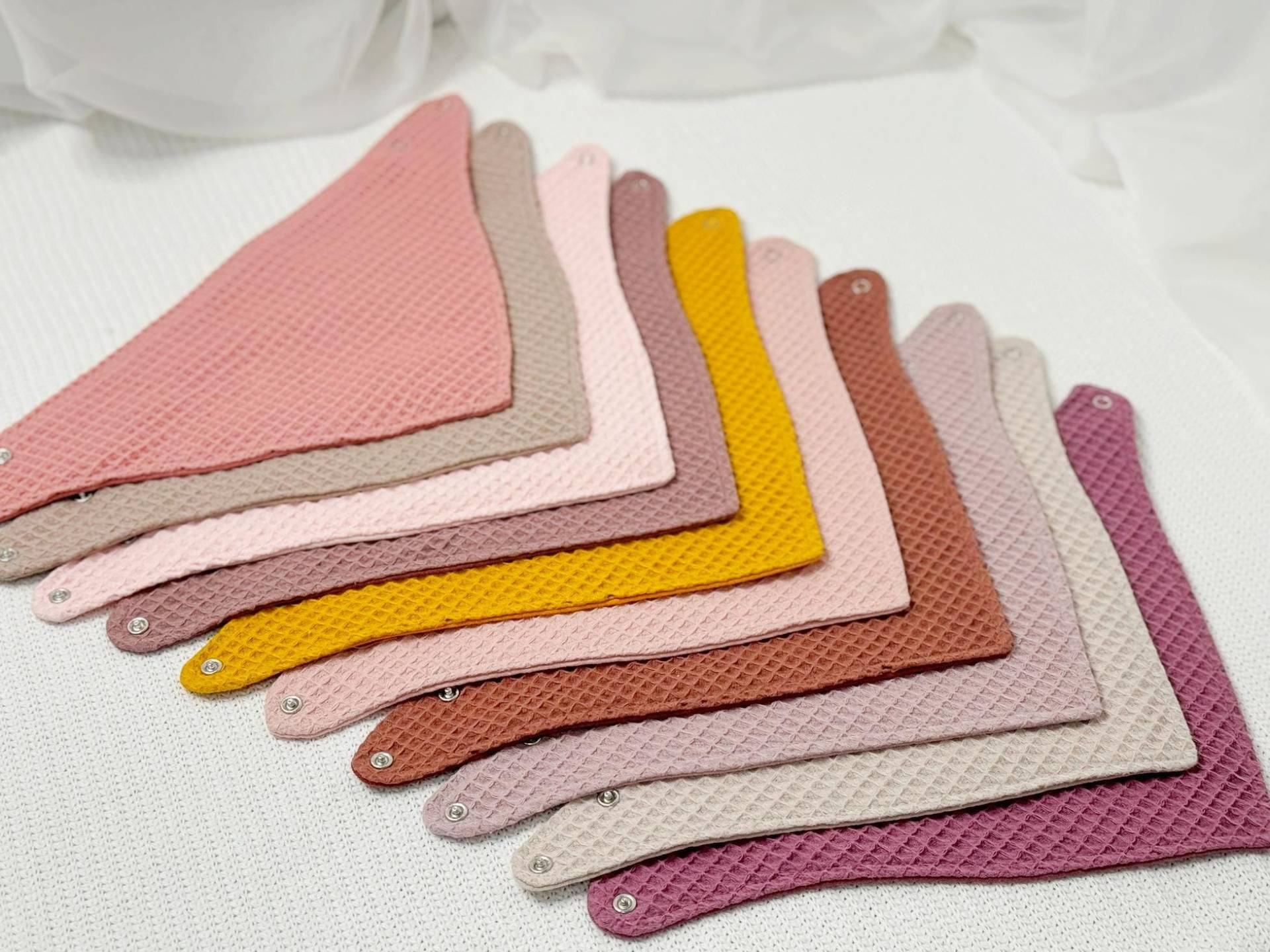 100% Wasserdichte Sabberlätzchen, Kleinkind-Bandana-Lätzchen - Perfektes Babygeschenk, Saugfähige Bio-Baumwolllätzchen Für Baby-Mädchen, Weich 100% Wasserdichte Sabberlätzchen, Kleinkind-Bandana-Lätzchen - Perfektes Babygeschenk, Saugfähige Bio-Baumwolllätzchen Für Baby-Mädchen, Weich von NaturalCuddles
