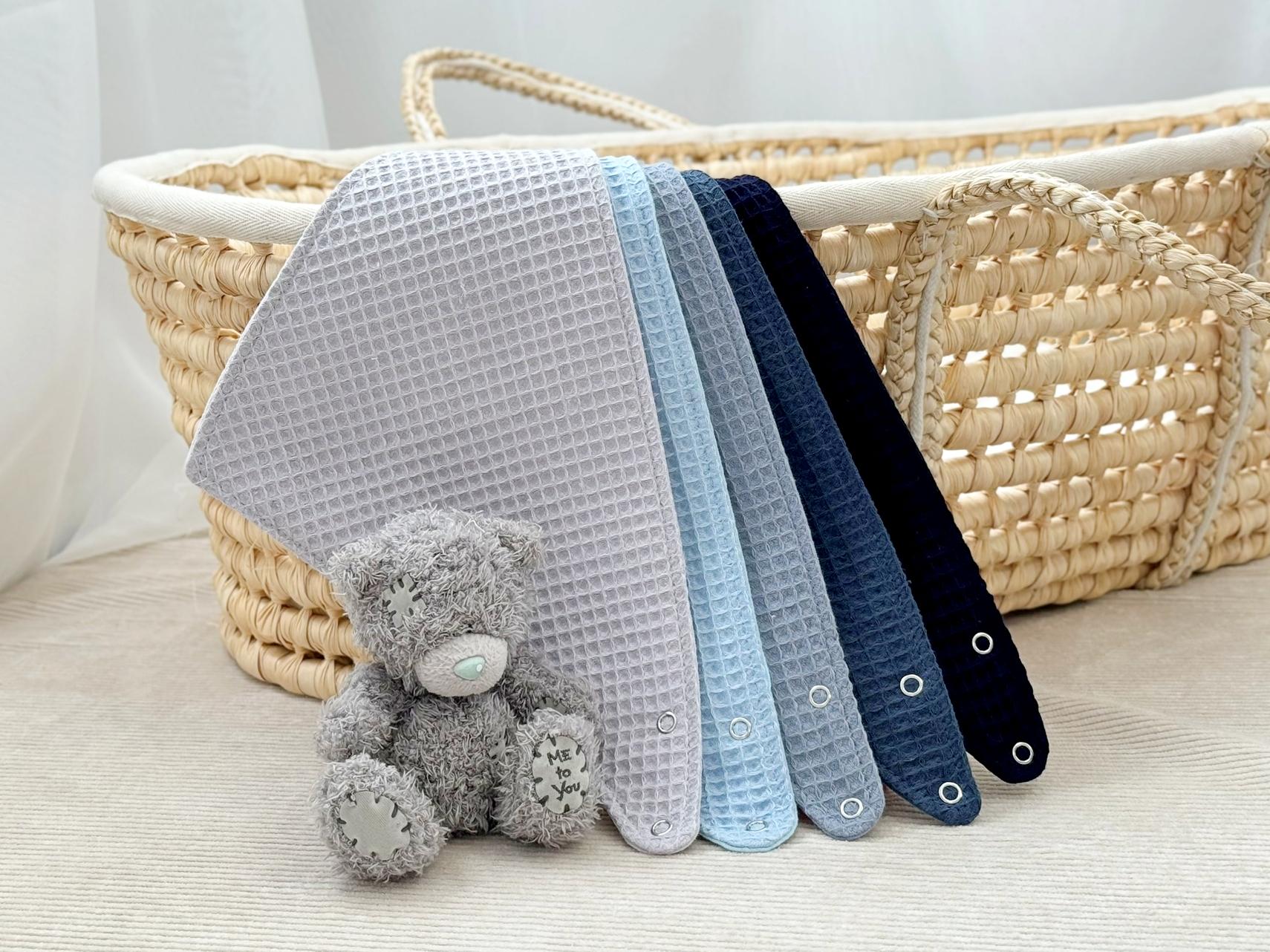 Baumwolle Wasserdichte Baby & Kleinkind Bandana Lätzchen, Dreieckstücher, Spucktücher, Double Gauze Perfekte Baby-Geschenk Baumwolle Wasserdichte Baby & Kleinkind Bandana Lätzchen, Dreieckstücher, Spucktücher, Double Gauze Perfekte Baby-Geschenk von NaturalCuddles