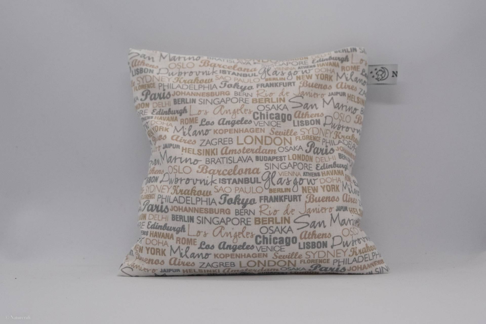 Kissen Mit Städtenamen - 19x19 Tauschbarem Kissenbezug Kissen Mit Städtenamen - 19x19 Tauschbarem Kissenbezug von NaturcraftLaden
