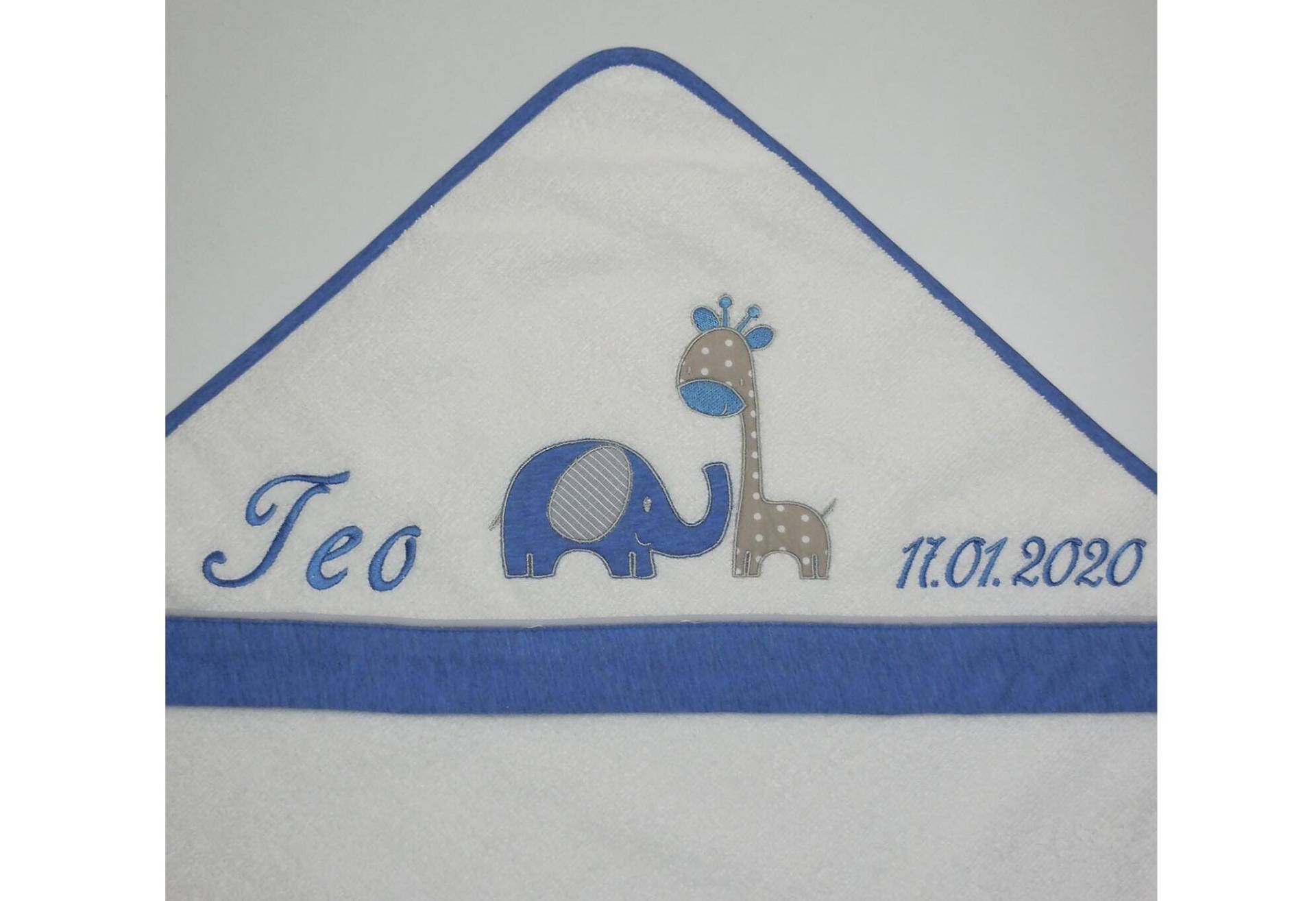 Kapuzenhandtuch Max & Mila Mit Namen Bestickt100x100 cmgeschenk Zur Geburtgeschenk Taufekapuzenhandtuch Namenneedlecat Kapuzenhandtuch Max & Mila Mit Namen Bestickt100x100 cmgeschenk Zur Geburtgeschenk Taufekapuzenhandtuch Namenneedlecat von NeedleCatAtelier