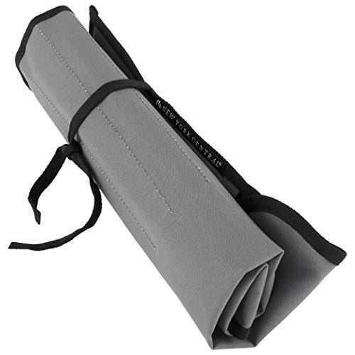 New York Central Professioneller Pinsel-Aufrollkoffer und Kunstpinsel-Organizer, wasserdicht, leicht, atmungsaktiv und robust, 50,8 x 50,8 cm, ausgerollt, grau mit schwarzer Paspelierung New York Central Professioneller Pinsel-Aufrollkoffer und Kunstpinsel-Organizer, wasserdicht, leicht, atmungsaktiv und robust, 50,8 x 50,8 cm, ausgerollt, grau mit schwarzer Paspelierung von New York Central