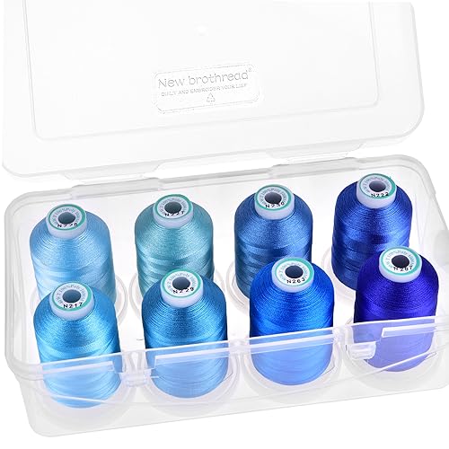 New brothread - 18 Optionen - 8 Schnappen Spulen von 1000m jeder Polyester Maschine Stickgarn mit Klarer Kunststoff Aufbewahrungsbox für Stickerei & Quilten - Different Blue von New brothread