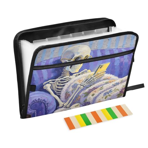 Akkordeon-Aktenordner, Skelett auf violettem Sofa, 13 Taschen, erweiterbarer Aktenordner mit Etiketten, Rechnungen, Quittungen, Dokumentenhalter Akkordeon-Aktenordner, Skelett auf violettem Sofa, 13 Taschen, erweiterbarer Aktenordner mit Etiketten, Rechnungen, Quittungen, Dokumentenhalter von Nexawaveo