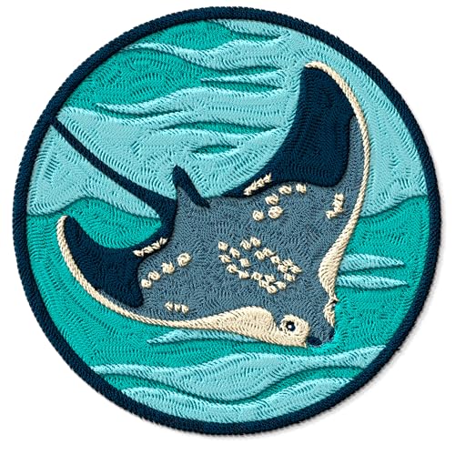 ID45095 Stingray Patch bestickt zum Aufbügeln für Kleidung, Rucksäcke, Taschen, Jeans, Jacken, Größe 7,6 cm ID45095 Stingray Patch bestickt zum Aufbügeln für Kleidung, Rucksäcke, Taschen, Jeans, Jacken, Größe 7,6 cm von No Thorns Media