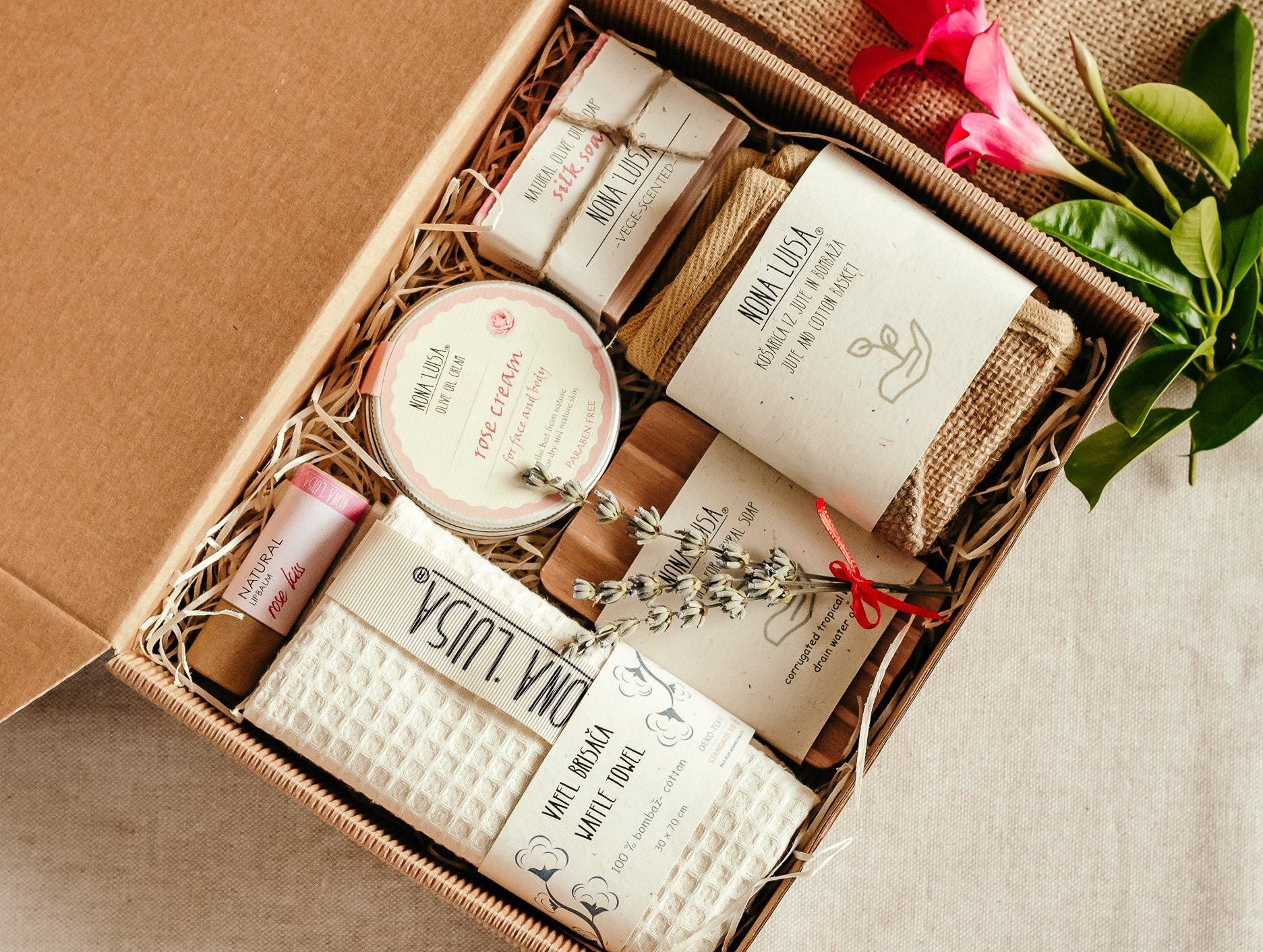 Abendrose Selbstpflege Geschenkbox | Pflegepaket Für Frauen Sie Geschenkkorb Lehrer-Geschenk-Box Spa-Geschenkbox von NonaLuisa
