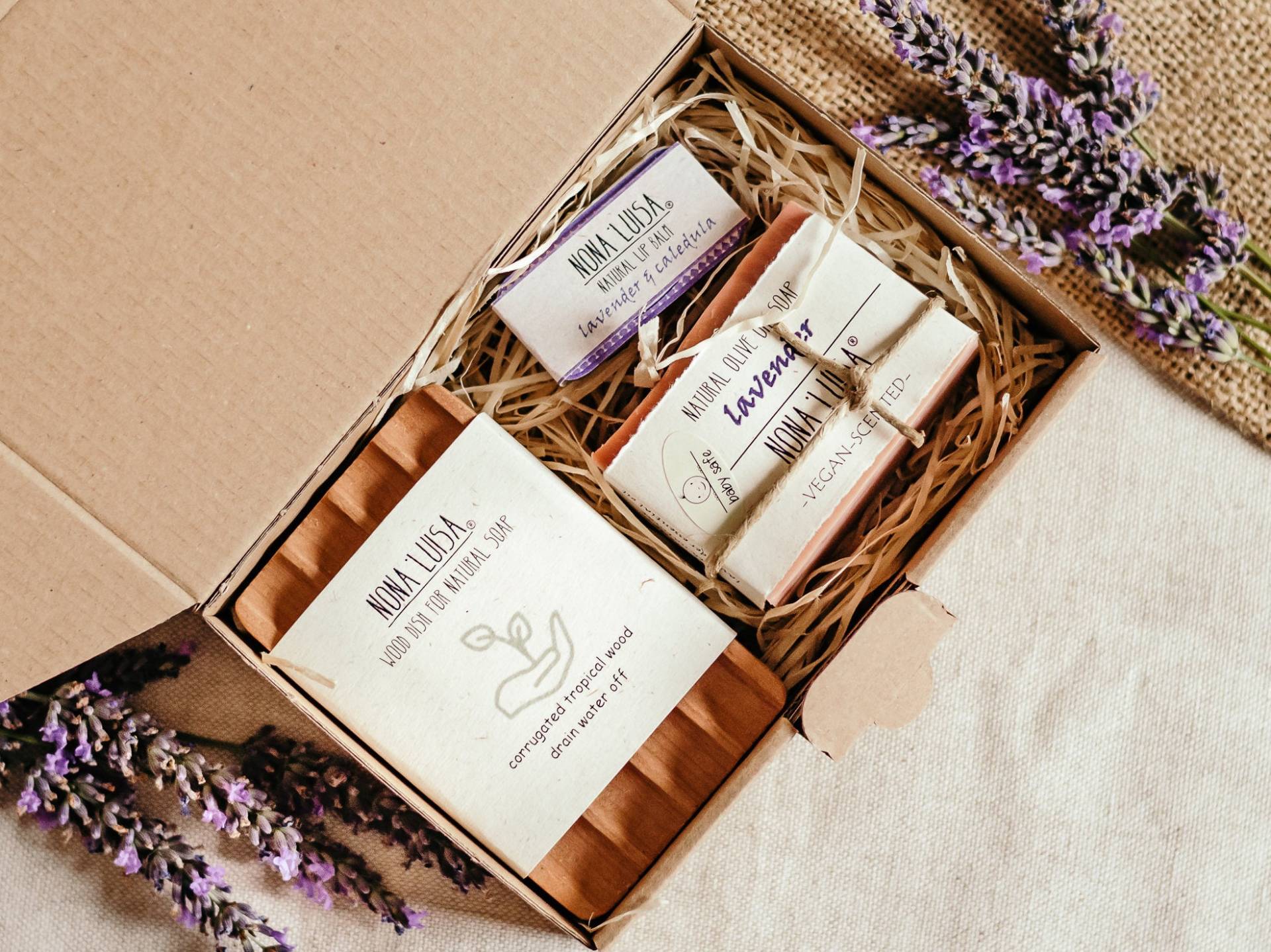 Personalisierte Seife Geschenkbox | 100% Nachhaltig By Nona Luisa Geschenkbox, Geschenk Für Sie, Vegane Seife, Seifen Set, Naturseife von NonaLuisa