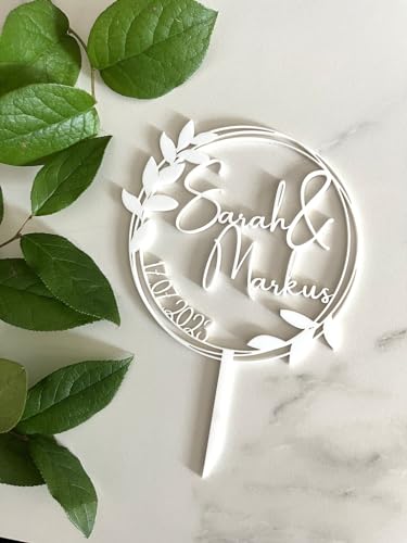 NoriKids Cake-Topper personalisiert & handgefertigt | Tortenstecker aus Acryl | Tortendeko Hochzeit | Kranz mit filigranen Blättern & Namen | individuelle Hochzeitsdeko | personalisierte Geschenke NoriKids Cake-Topper personalisiert & handgefertigt | Tortenstecker aus Acryl | Tortendeko Hochzeit | Kranz mit filigranen Blättern & Namen | individuelle Hochzeitsdeko | personalisierte Geschenke von NoriKids