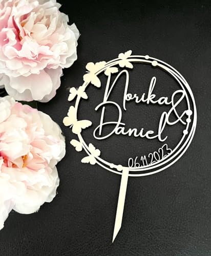 NoriKids Cake-Topper personalisiert & handgefertigt | Tortenstecker aus Holz | Tortendeko Hochzeit | Kranz mit Schmetterlingen & Namen | individuelle Hochzeitsdeko | personalisierte Geschenke NoriKids Cake-Topper personalisiert & handgefertigt | Tortenstecker aus Holz | Tortendeko Hochzeit | Kranz mit Schmetterlingen & Namen | individuelle Hochzeitsdeko | personalisierte Geschenke von NoriKids