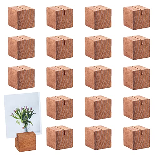 OLYCRAFT 20 Stück Holz Tischkartenhalter Kiefernholz Tischnummernständer Quadratische Tischschildständer Für Hochzeitsessen Home Party Events Dekoration - Sattelbraun 14.2 g/Stk von OLYCRAFT