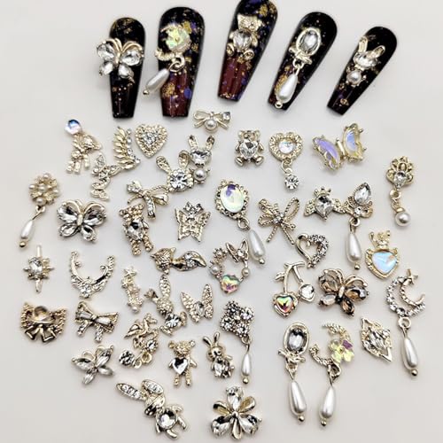 Gold Nail Charms,50 Stück Memischte Perlen Strasssteine Schmetterling Schleifen Luxus Metal Nagelkunst Charms,Legierung Nagelsteine Nägel Zubehör für Frauen Mädchen DIY Maniküre Design (C Muster Gold) von OTKARXUS