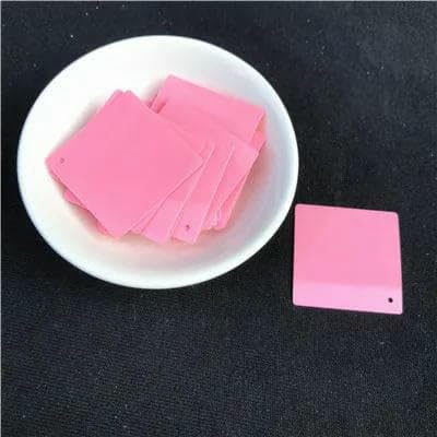 100 Stück/Los 30 mm große quadratische Pailletten, flache lose PVC-Pailletten für Damenbekleidung, Nähzubehör mit 1 Loch, einfarbig, Pfirsichrosa 100 Stück/Los 30 mm große quadratische Pailletten, flache lose PVC-Pailletten für Damenbekleidung, Nähzubehör mit 1 Loch, einfarbig, Pfirsichrosa von OXFYY