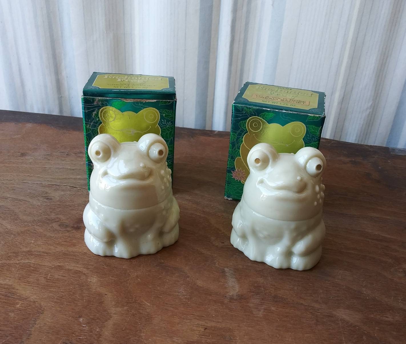 Wählen Sie Eine Vintage Verzauberten Frosch Creme Sachet Flasche 1973 Milch Glas Original Box 70Er Jahre Duft Mode Schönheit Kosmetik Dekor Kitsch von OffbeatAvenue