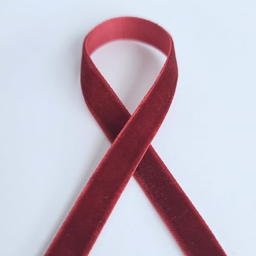 Samtband, 10 mm breit, dunkelrot, Meterware Samtband, 10 mm breit, dunkelrot, Meterware von On Trend Fabrics