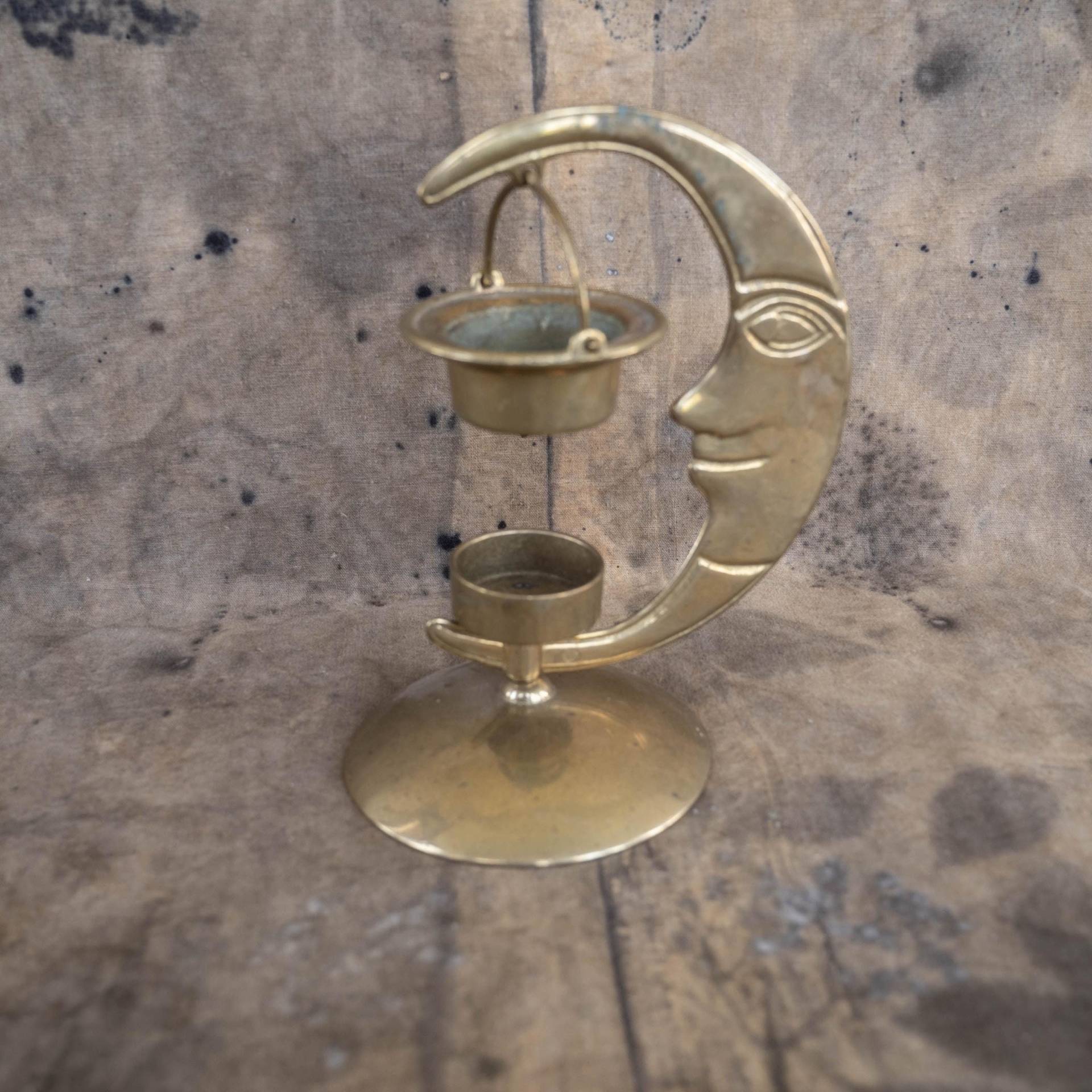 Aromatherapie Lampe Mond Celestial Teelichthalter Vintage Metall Weihrauch Oder Ölbrenner Aromatherapie Lampe Mond Celestial Teelichthalter Vintage Metall Weihrauch Oder Ölbrenner von Organiccloth
