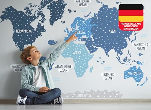 osomhome - Wandtattoo Weltkarte Kinder - *Deutsch* [150x100cm] Pastellfarben Blau | Wandtattoo Kinderzimmer Junge & Mädchen, Wandsticker Kinderzimmer Jungen | World Map Wall Decoration | os5015 von Osomhome