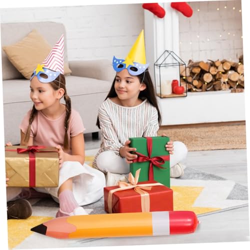 Outanaya 7 Stück Teiliges PVC Aufblasbares Bleistift Deko Bunte Schuldekoration Leicht Aufzuhängen Tragbar für Klassenzimmer Geburtstagsfeiern und Schulanfang Auffälliger Riesen Outanaya 7 Stück Teiliges PVC Aufblasbares Bleistift Deko Bunte Schuldekoration Leicht Aufzuhängen Tragbar für Klassenzimmer Geburtstagsfeiern und Schulanfang Auffälliger Riesen von Outanaya