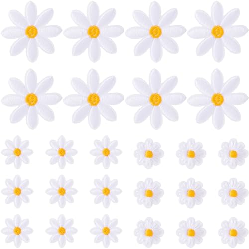 PAGOW 30 Stück Blumen-Aufnäher zum Aufbügeln, niedliche Gänseblümchen-Applikation, bestickte Applikation zum Aufnähen für Taschen, Jacken, Jeans, Kleidung – Weiß (3 Stile) von PAGOW