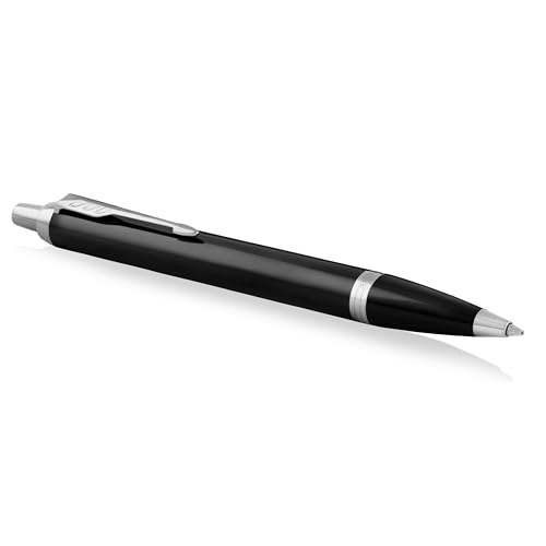 Parker IM Kugelschreiber | Schwarze Lackierung mit Chromzierteilen | Mittlere Spitze | Blau | Geschenkbox Parker IM Kugelschreiber | Schwarze Lackierung mit Chromzierteilen | Mittlere Spitze | Blau | Geschenkbox von PARKER