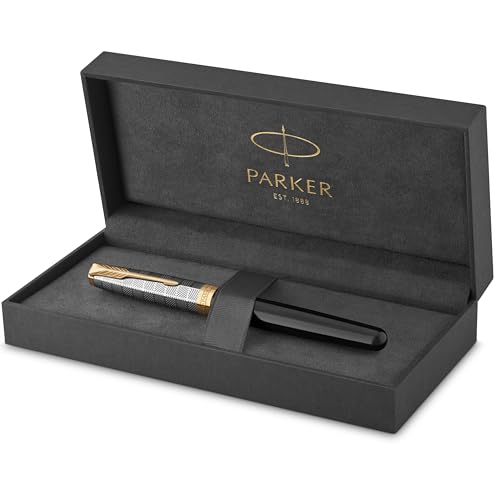 Parker Sonnet Füller - Premium Metal & Black Glanzlack mit Goldbeschichtung - Füllfederhalter mit feiner 18 Karat Goldfeder und schwarzer Tintenpatrone - Geschenkbox von PARKER