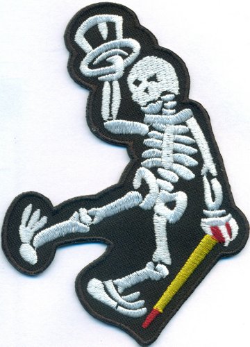 Totenkopf Aufnäher - Dancing Skeleton - Biker Patch zum annähen/aufbügeln | Motorrad Aufkleber Sticker für alle Stoffe & Leder | Bügelflicken Applikation | 90x80mm Totenkopf Aufnäher - Dancing Skeleton - Biker Patch zum annähen/aufbügeln | Motorrad Aufkleber Sticker für alle Stoffe & Leder | Bügelflicken Applikation | 90x80mm von PATCH KING