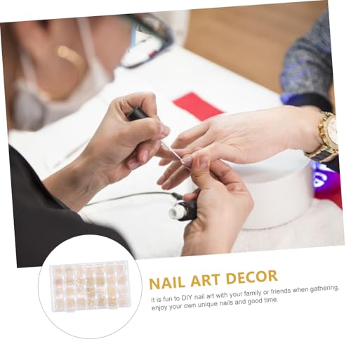 PENIKOKO 1 Schachtel Teiliges Nageldekorationsset mit Glänzenden Stern Mondmotiven Langlebige Nail Art Ornamente für Kreative Maniküre Sichere Nagelaccessoires für Stilvolle Auftritte und von PENIKOKO