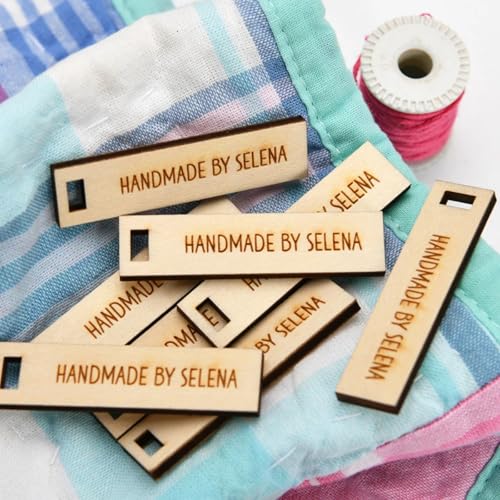 Personalisiertes Namensschild aus Holz, personalisiertes Namensschild für Hochzeiten, Tischdekoration, Hochzeitsgeschenke, individuelle Tischkarte (Teakfarbe) von PGORSDOR