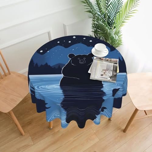 PHAYAH Runde dekorative Tischdecke, Bär, der unter den Sternen badet, 152,4 cm, Bauernhaus, Urlaub, Party, runde Tischdecke, Wohnzimmer, Küchendekoration PHAYAH Runde dekorative Tischdecke, Bär, der unter den Sternen badet, 152,4 cm, Bauernhaus, Urlaub, Party, runde Tischdecke, Wohnzimmer, Küchendekoration von PHAYAH