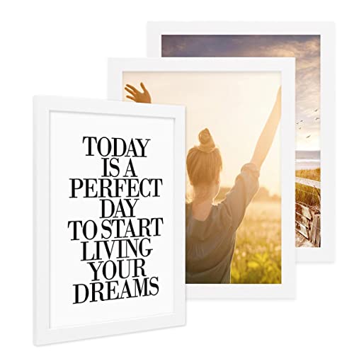 PHOTOLINI Bilderrahmen 30x40 Weiss 3er Set Holz MDF, breite Rahmen 30x40 weiß mit Acrylglas, picture frame 30 x 40 zum Aufhängen, Bilderrahmen 40x30 cm plus Zubehör - zur Fotorahmen Wanddekoration PHOTOLINI Bilderrahmen 30x40 Weiss 3er Set Holz MDF, breite Rahmen 30x40 weiß mit Acrylglas, picture frame 30 x 40 zum Aufhängen, Bilderrahmen 40x30 cm plus Zubehör - zur Fotorahmen Wanddekoration von PHOTOLINI